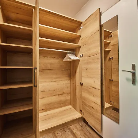 Bella Vista Apartment